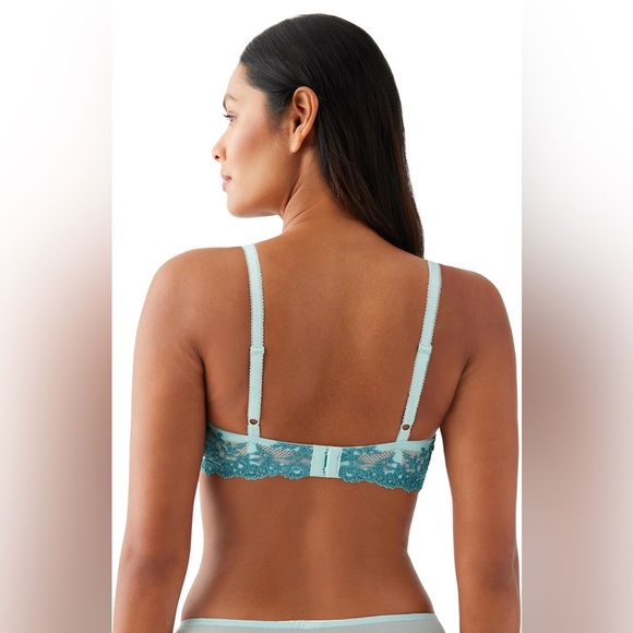 NWOT Wacoal Women's Embrace Lace Bra Size 40D
65191 - Picture 3 of 7